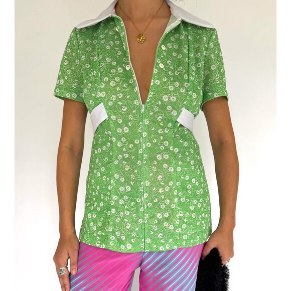 60s vintage green floral print collared zip up short sleeved blouse with pockets - Picture 1 of 8
